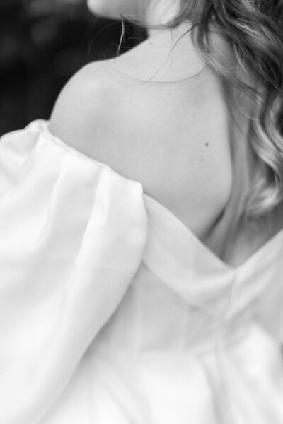 beautiful bride portrait - Juno Photo