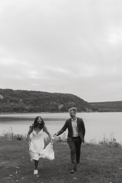 Devils Lake Elopement- jessicafriggephotography