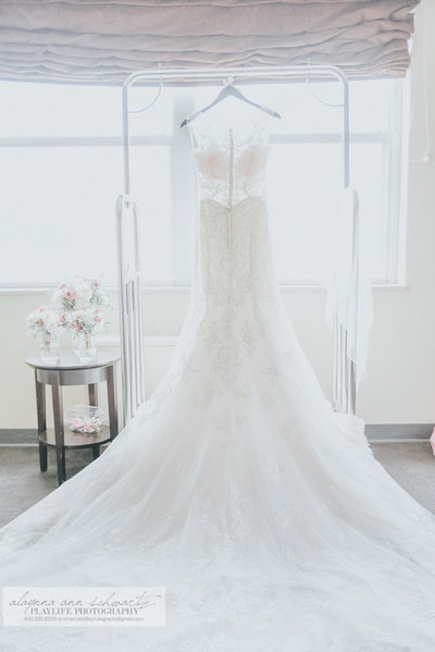 Iowa City's best wedding, portrait, and boudoir photographer Alaynna Ann Schwartz of Playlife Photo & Cinema