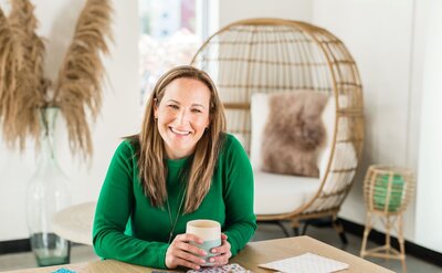 Shannon Boyer is a guest on the Second Act Success Career Podcast discussing how to create an online course.