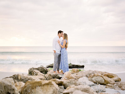 couple beach photoshoot poses | couple beach pre wedding photoshoot ideas |couple  beach poses|siri m - YouTube