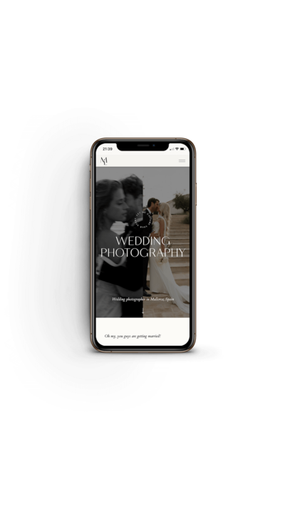 Minimalist Showit template for wedding photographers