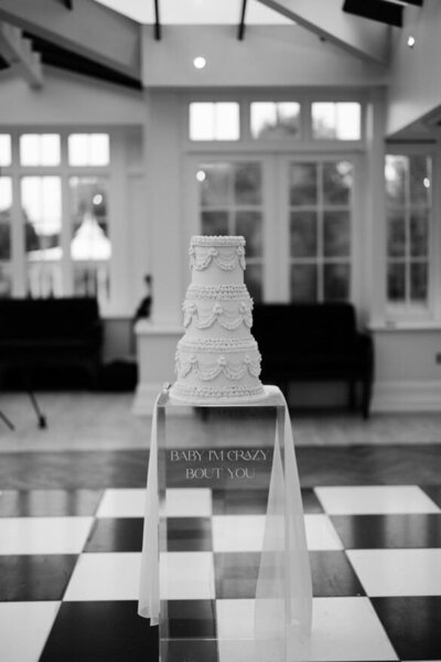 wedding cake designer cambridgeshire suffolk elifs patisserie