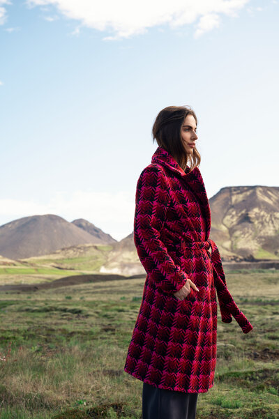 Ana Alcazar_Campaign Iceland_Chantal van den Broek Photography (18)