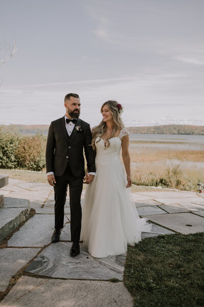 wedding couple holding hands