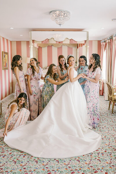 iconic palm beach bride getting ready at colony hotel