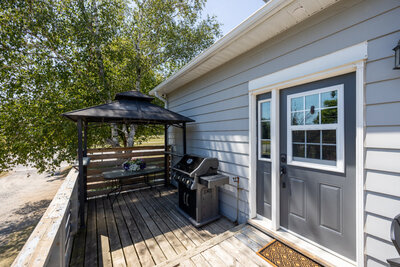 79 Townline deck (2)