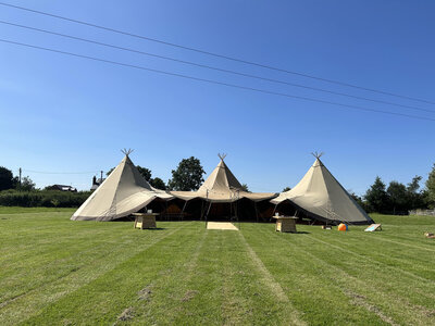 ash tree farm wedding field for hire tipi wedding at ash tree farm northamptonshire leicestershire tipi wedding field for hire tipi hire northampton ash tree farm wedding venue