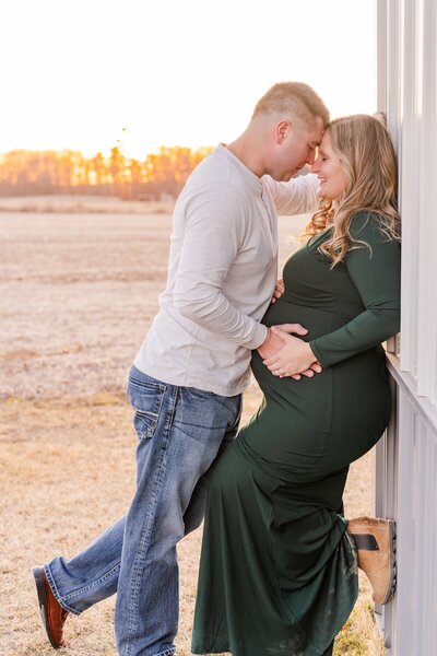 eau claire maternity photos outdoors