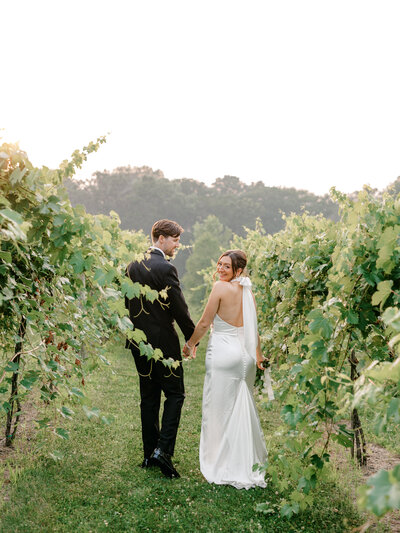 Bride and groom at 7 Vines Vineyard