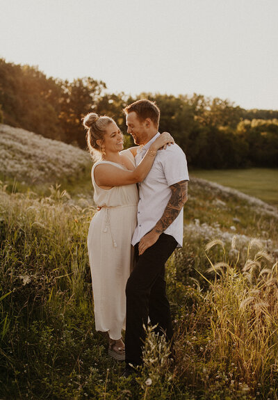 Minneapolis_Wedding_couple_blue_flowing dress