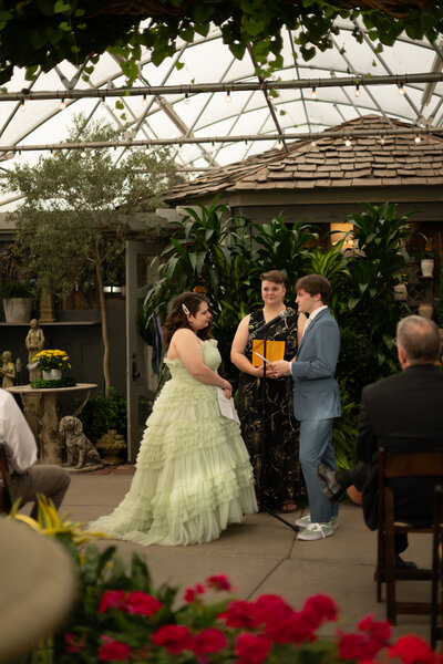 How to get married at Cactus and Tropicals in Draper or Salt Lake City, Utah.