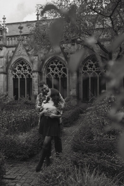 romantic-rainy-couple-photoshoot-photographer-amsterdam-inhosuecapture