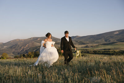 Picture of bride and groom's elegant montana elopement in the mountains 