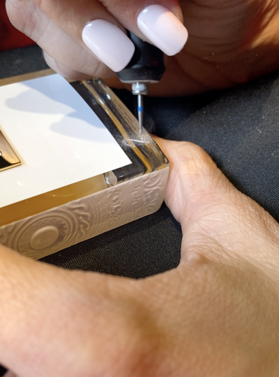 Engraved Perfume Bottle Activation for Kilian Paris