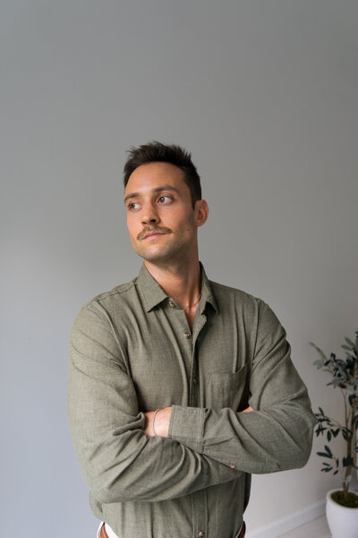 Domenico Testa, trusted Middle Tennessee Realtor, helping clients search for homes and navigate the real estate market with expert guidance.