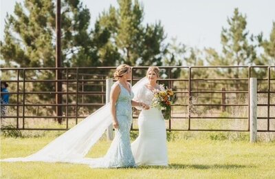 Bride and mom at ranch wedding venue in Nebraska