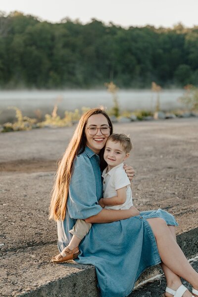 Photographer Savannah Leigh with her family.