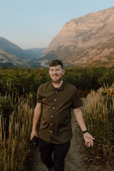 Winchester KY  Wedding Photographer. Top Photographers in Lexington KY: Capture your memories with our top-rated photography services. We specialize in creating stunning photos for weddings, engagements, family sessions, and more. Schedule your session today!