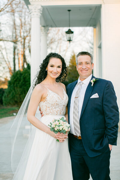 Ceresville-Mansion-Frederick-MD-wedding-florist-Sweet-Blossoms-bridal-bouquet