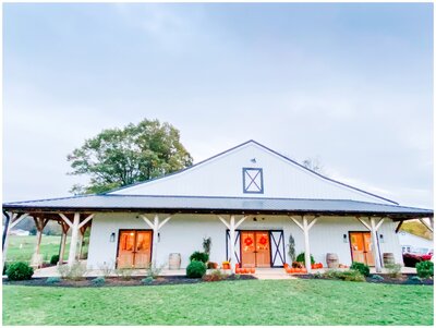 Renback Barn LLC Charlottesville Wedding Photographer_WEB