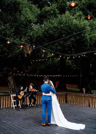 The Mountain Terrace in Woodside has a special place in my heart because it is the first wedding venue that I ever photographed a wedding at!
