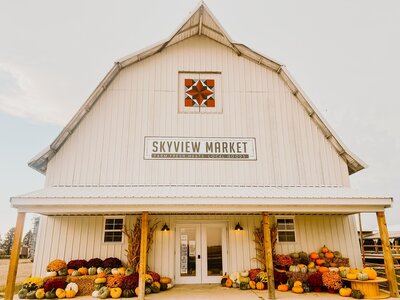 Storefront Skyview Market