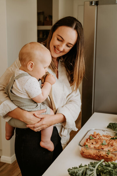 postpartum dietitian nutritionist
