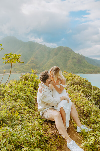 Engagement photos in Oahu