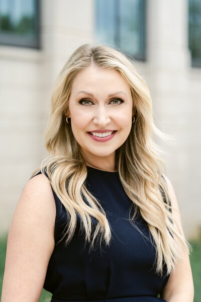 Woman  posing for her headshot