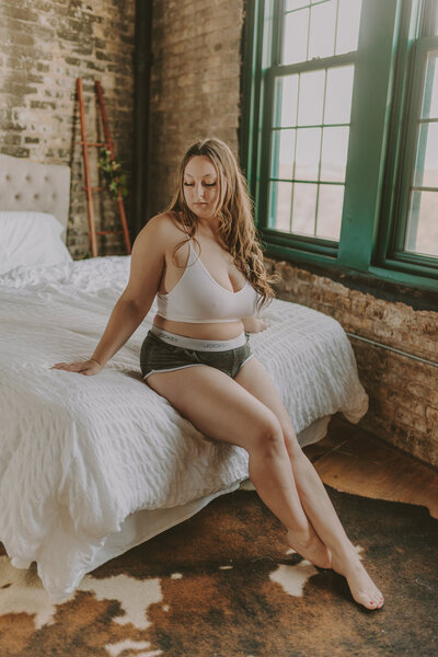 Jessica Frigge Photography is a Milwaukee Boudoir Photographer