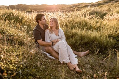 Koppel in de duinen fotoshoot Noordwijk