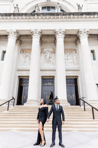 Engagement photography at St. Louis Art Museum