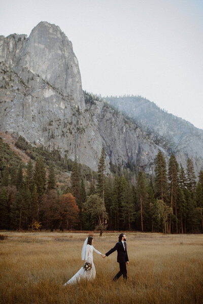 Yosemite elopement photographer