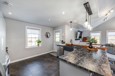 201 Richardson kitchen (11)