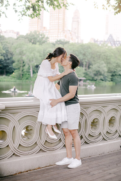 nyc-engagement-session-photos-10