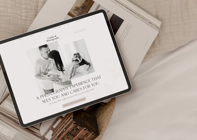 Custom Branding for a Wedding photographer with a romantic style using soft pink and gold colors together with a script font to create elegance.