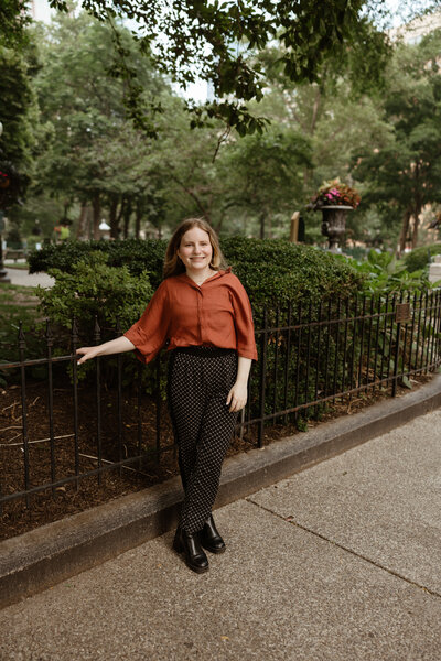 Picture of Lydon with park behind her