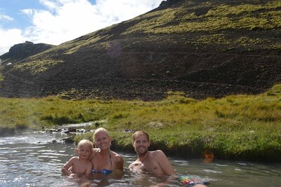reistips-sri_lanka_met_kinderen-reis_met_kinderen-Hot-river-Reykjadalur