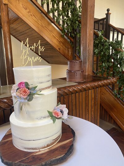 Venue with Cake at Palafox Wharf in Pensacola FL Best of Wedding Venues Pensacola FL