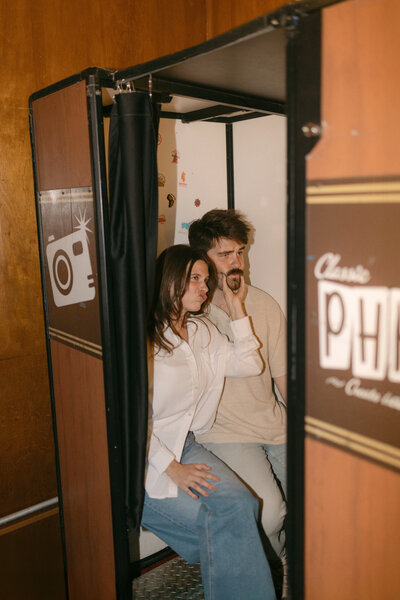 documentary wedding photographer