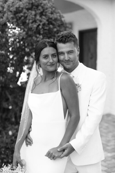 Bride & Groom portraits modern wedding style black and white image by San Diego Ca Wedding 