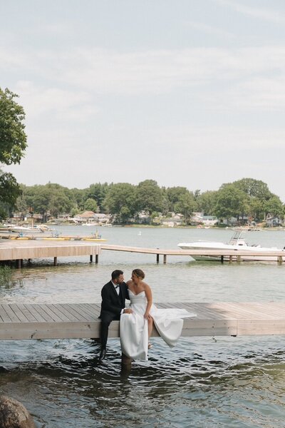 Elegant luxury wedding in Rochester, New York, captured with refined documentary-style photography by Mindy Hulett