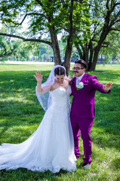 couple dances at phoenix wedding