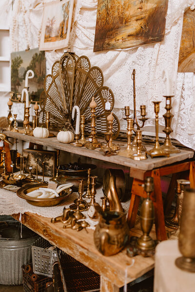 Eastern Iowa's Hippest Vintage and Handmade Market. Shop handmade artisan goods, score some amazing vintage, shop our on-trend mobile boutiques, eat from our delicious food trucks and listen to local live music.