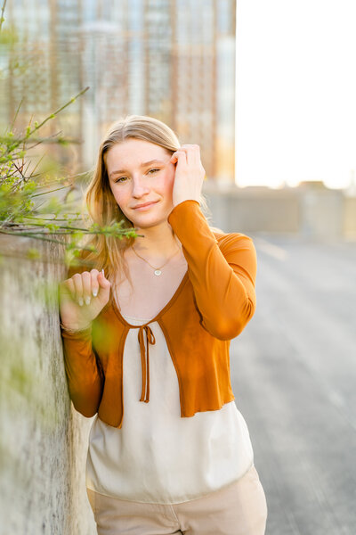 Reston Town Center Senior Session | Megan Hollada Photography | Northern Virginia Senior Photographer