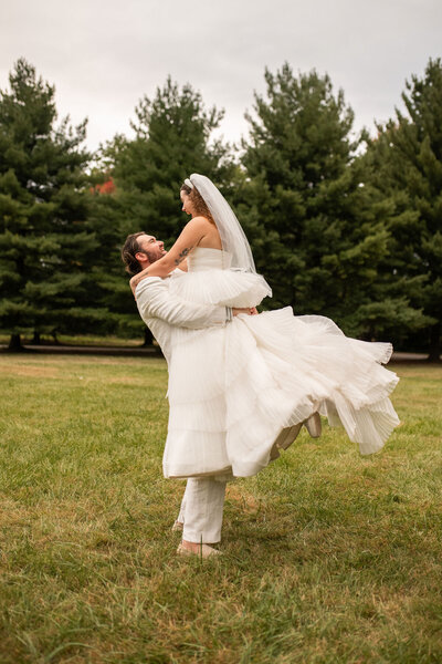 classic timeless sunset portraits of louisville KY wedding