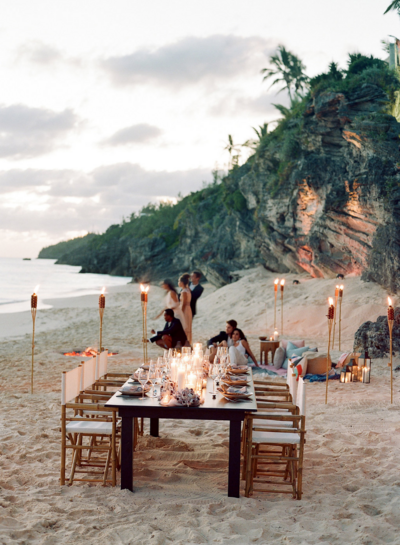 Beach wedding dinner