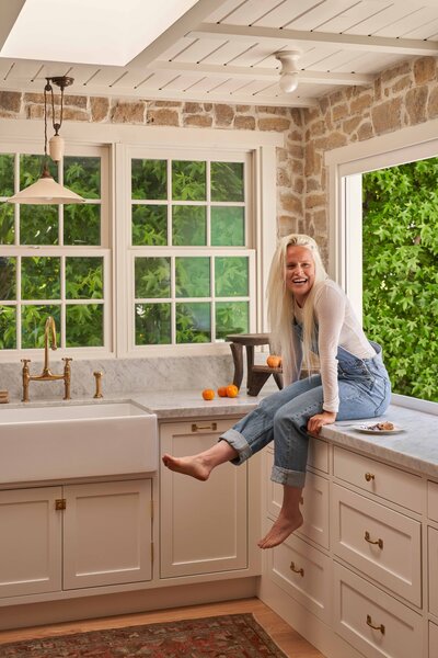 nancy meyers kitchen cottage design inspiration design interior designer los angeles 