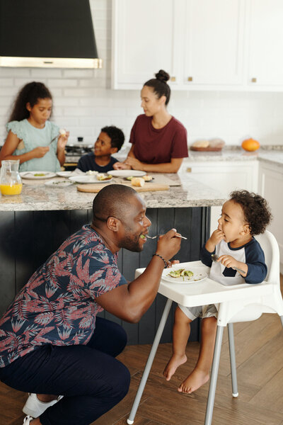 Family-Photographer-Template-Ainsley-Green-Template-115